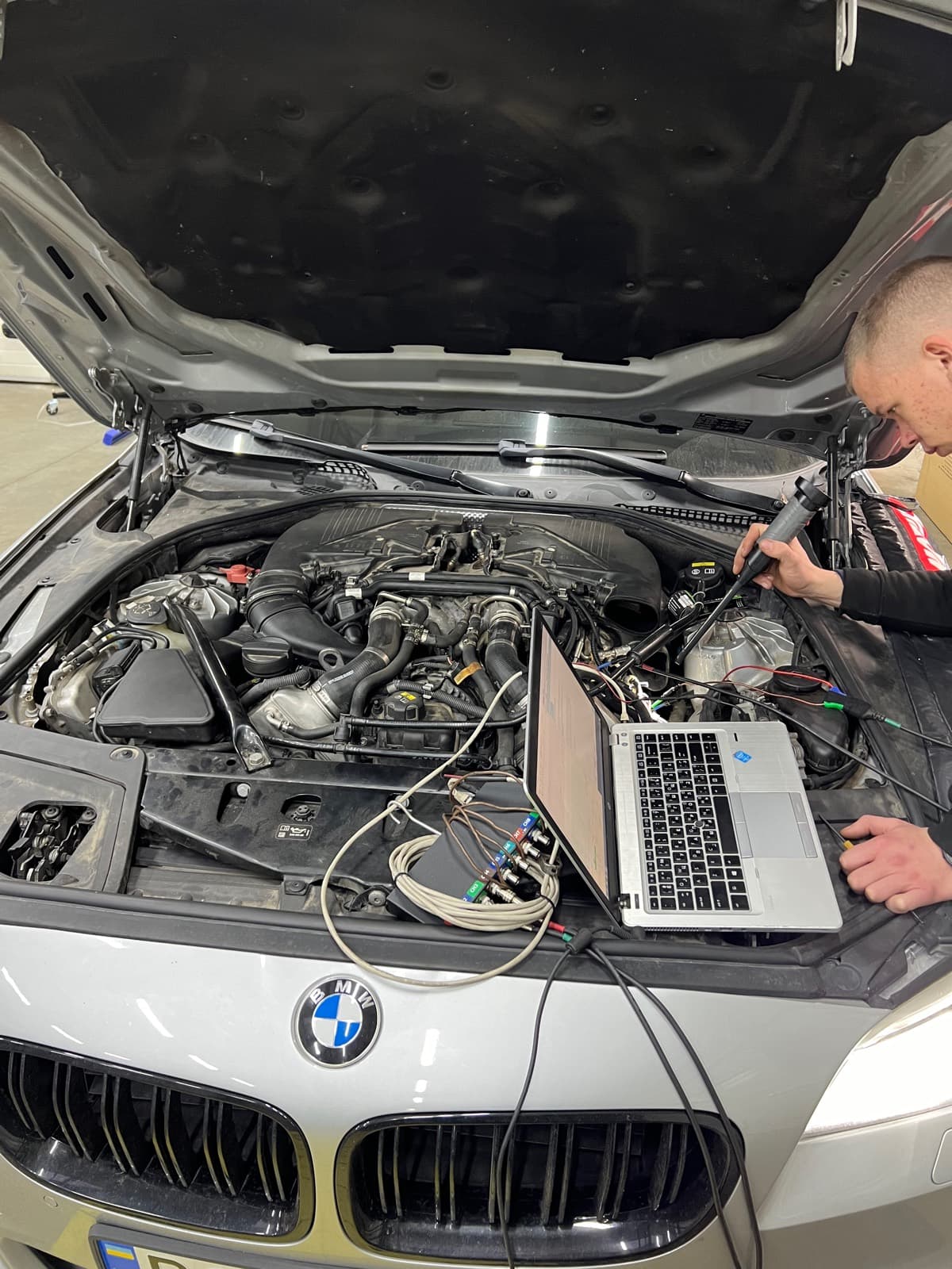 Комп'ютерна діагностика двигуна BMW, Львів